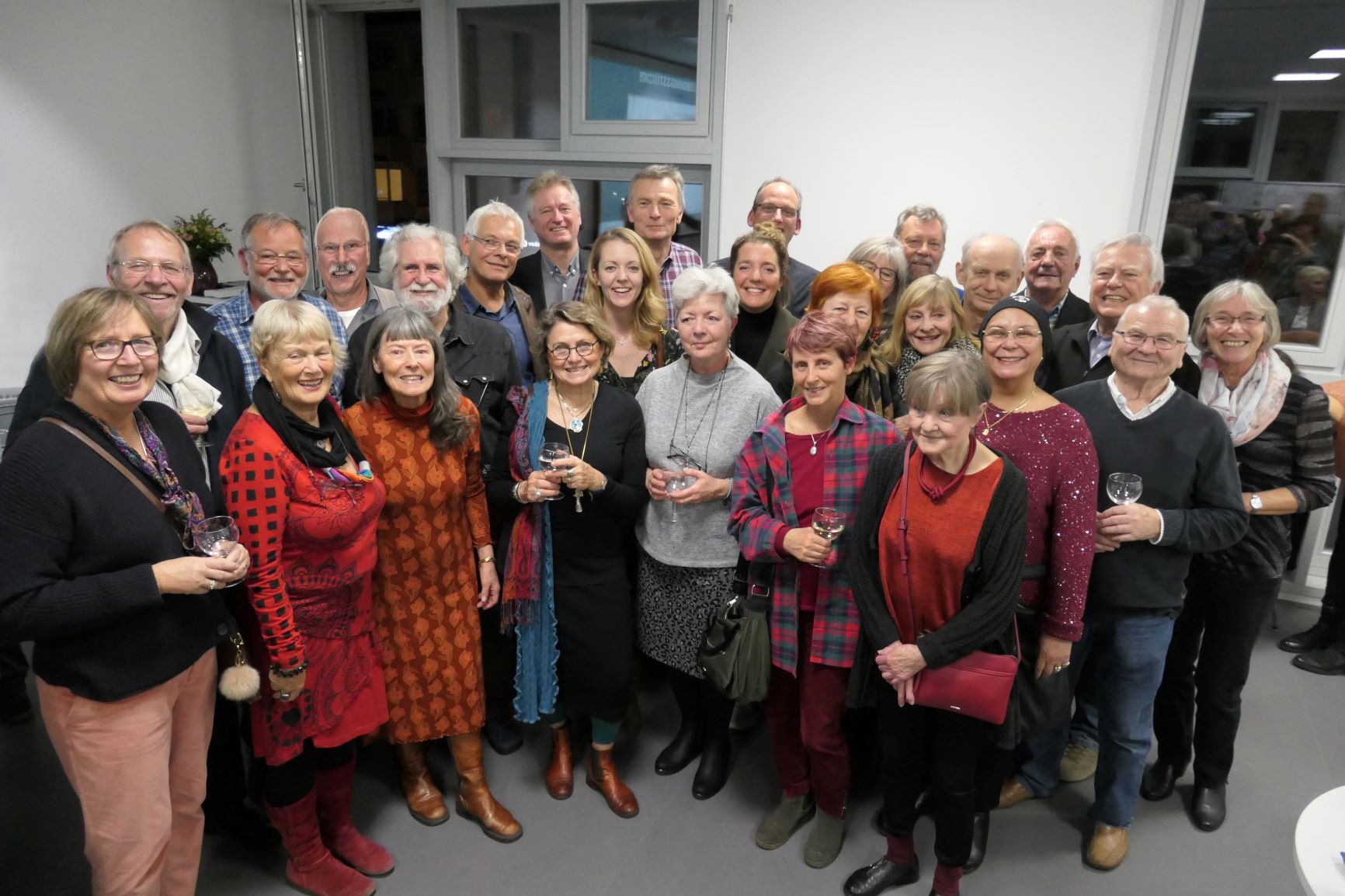 Die Teilnehmer an der Jahresausstellung der Künstler der "LINIE1", Nov. 2019